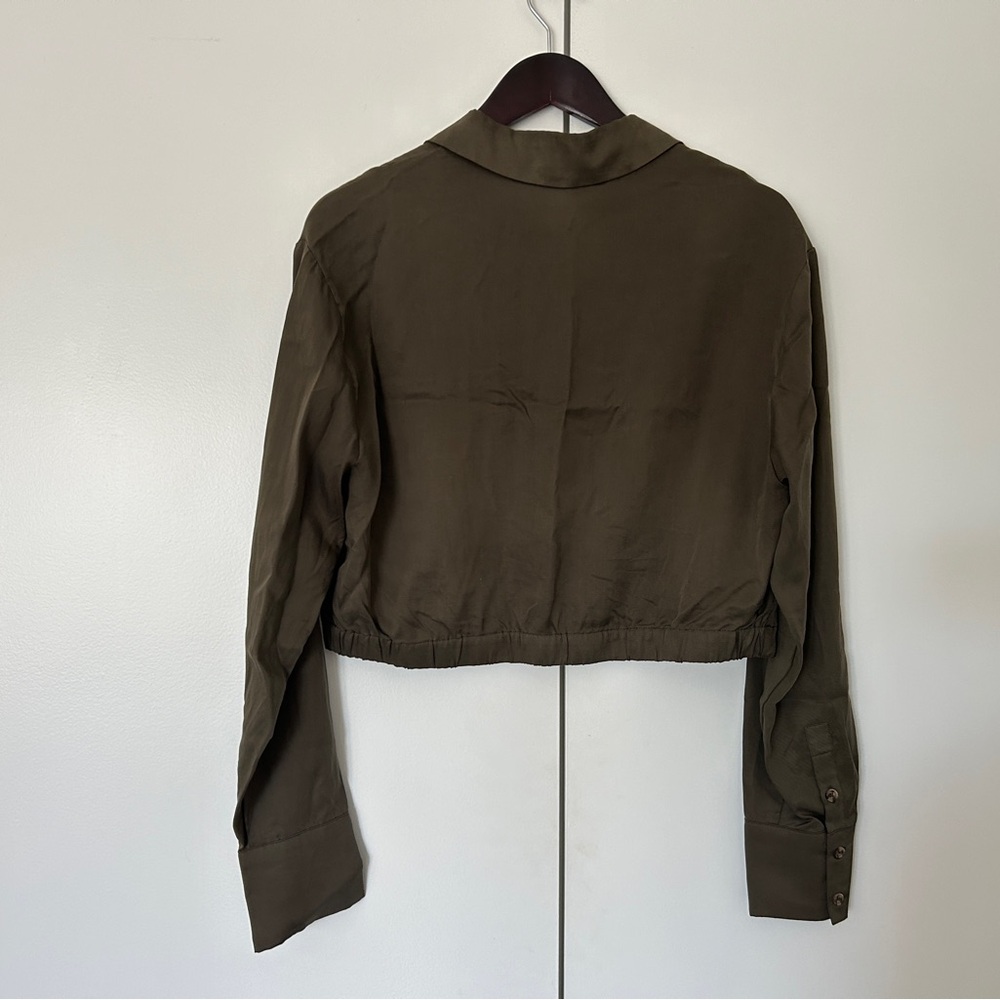 Cropped button down - Picture 3 of 4